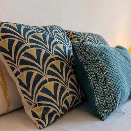 Апартаменты Escapade Ensoleillee A 5 Min De La Ла-Сьота